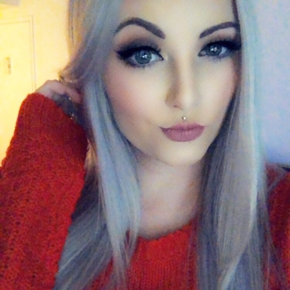 Meet your Posher, Kara - Picture 4 of 8